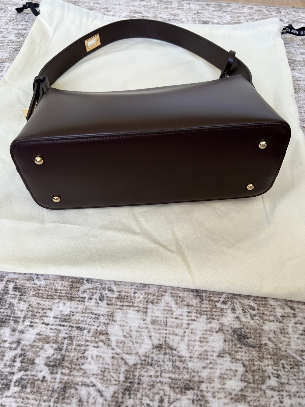 Verafied Dark Chocolate Brown Leather Shoulder Bag with Gold Hardware - Picture 3 of 6